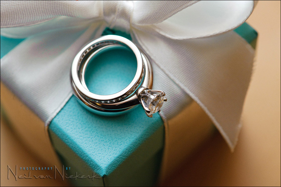 wedding photography tips for detail shots of the wedding rings
