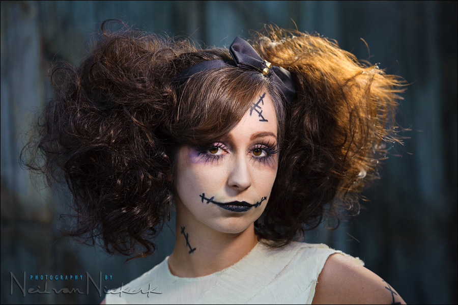 photo shoot: haunted fashion (using video lights) - Tangents