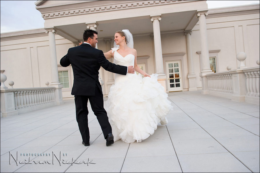 Bounce flash outdoors with a reflector - Tangents