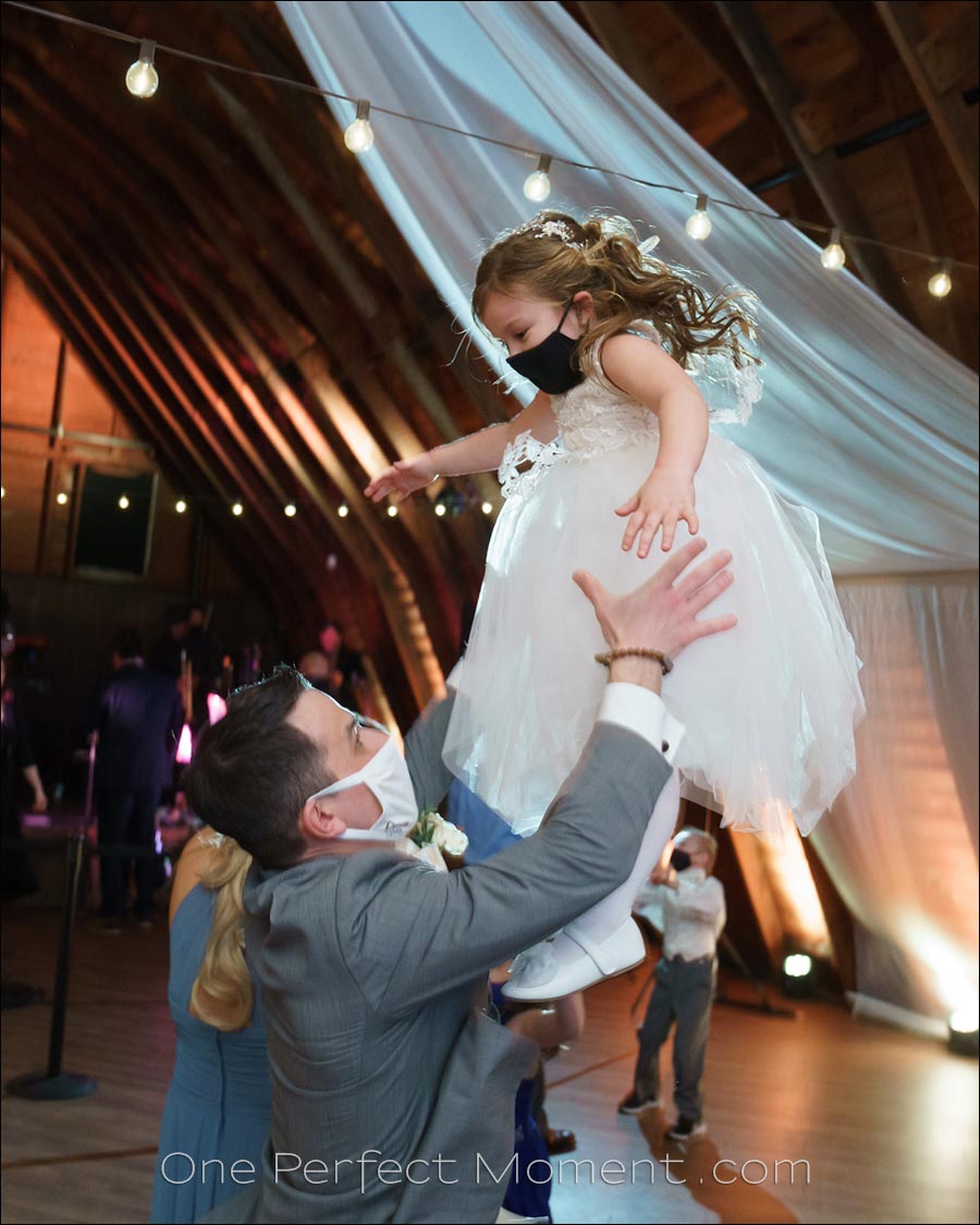 Bounce flash photography with wooden ceilings Tangents
